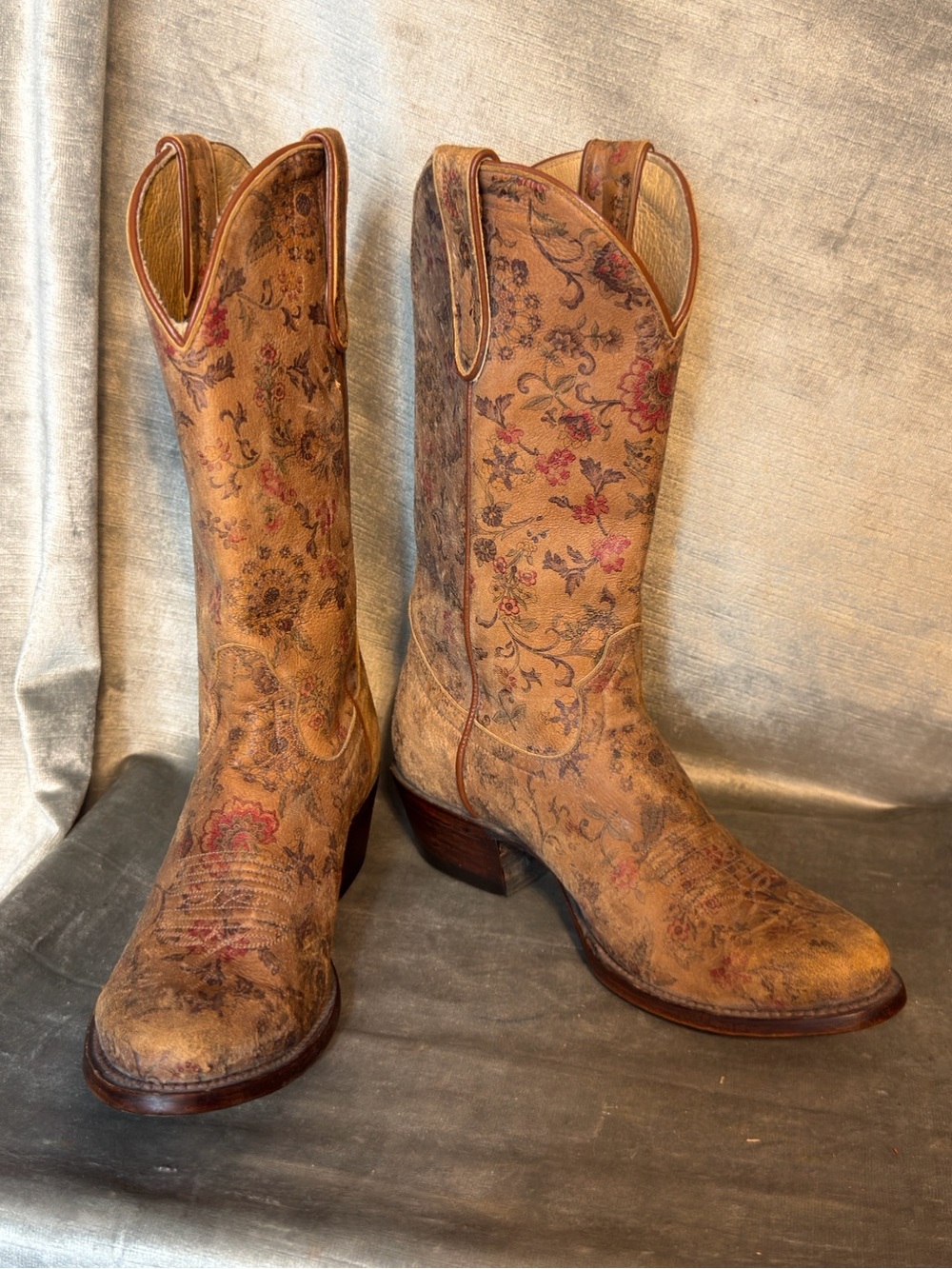 Shyanne Estampada Ochre Kimono Western Brown Boots. Size 8M
